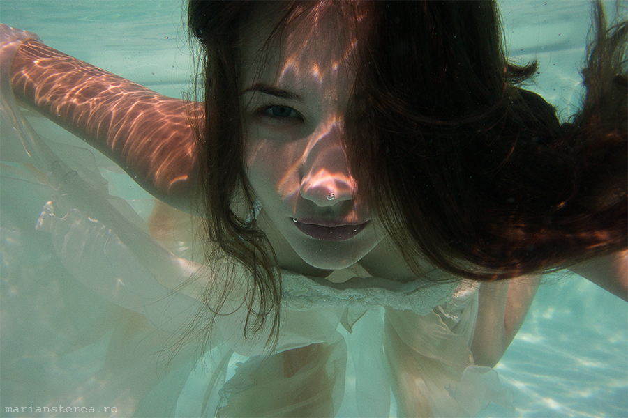 underwater_session_bride_pro_tv