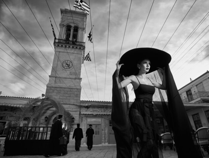 Dark Bride: ședință foto în Grecia, pe insula Hydra